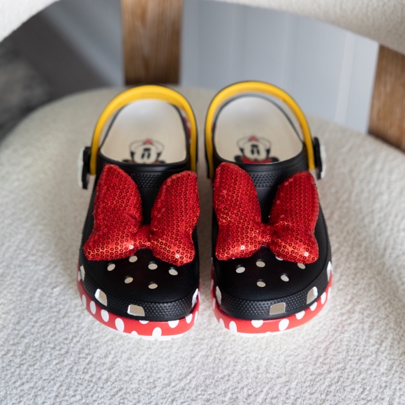 BRAND NEW NEVER WORN Disney Minnie Mouse Platform Crocs SIZE US WOMENS 7 - Picture 5 of 8